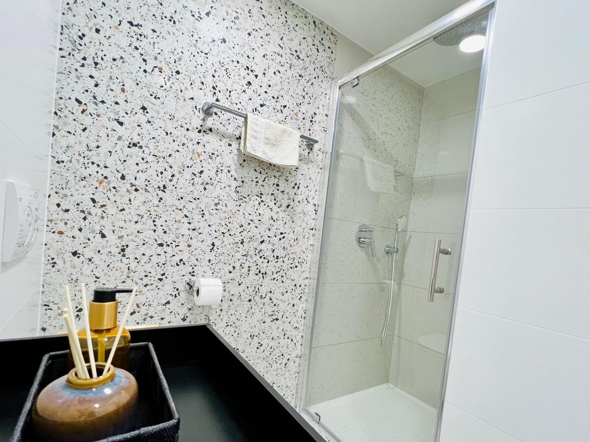 V&V Apartment Pula Ngoại thất bức ảnh